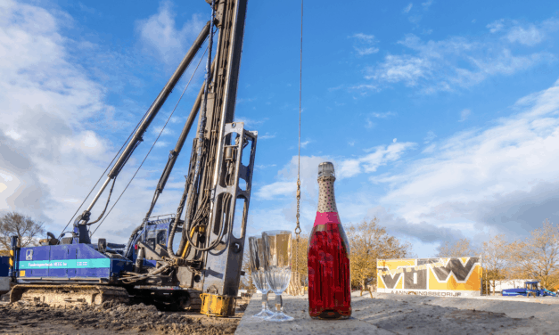 Eerste (mijl)paal herbouw zwembad De Beeck