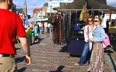 Messe und Markt in Egmond aan Zee