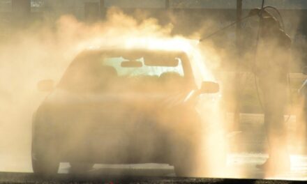 Duurzame praktijken in de autowasserij: innovaties die water besparen