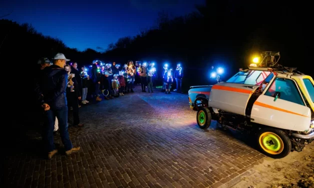 Fjoertoer Egmond 2022 | 15.500 Wanderer genießen Lichtshow