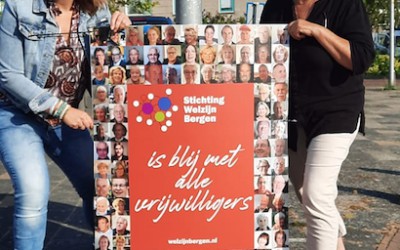 Vrijwilligers op billboards